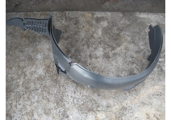 Підкрилок передній правий Renault Laguna II, 01-05, 8200447824